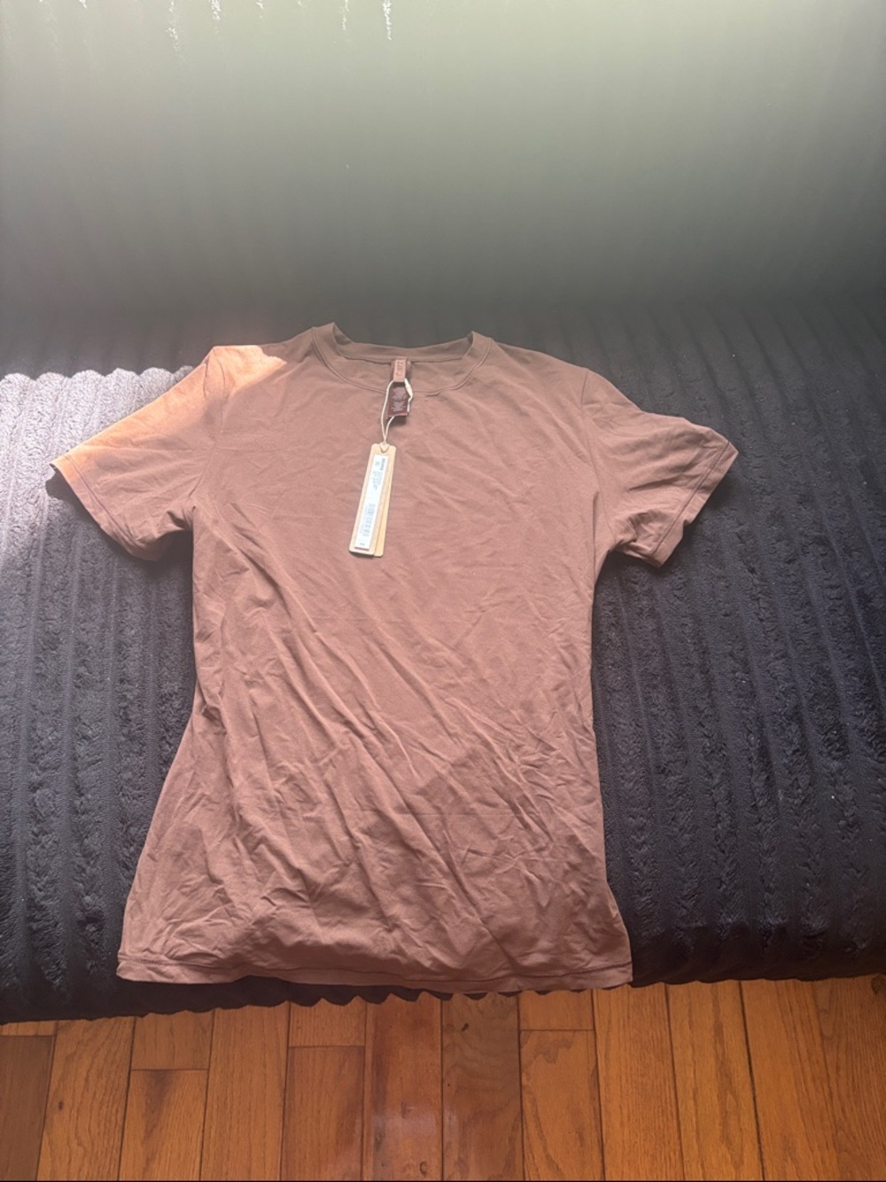 Skims Fits Everybody Short Sleeve T-Shirt • NWT • Never Worn • Cocoa (Brown) • S